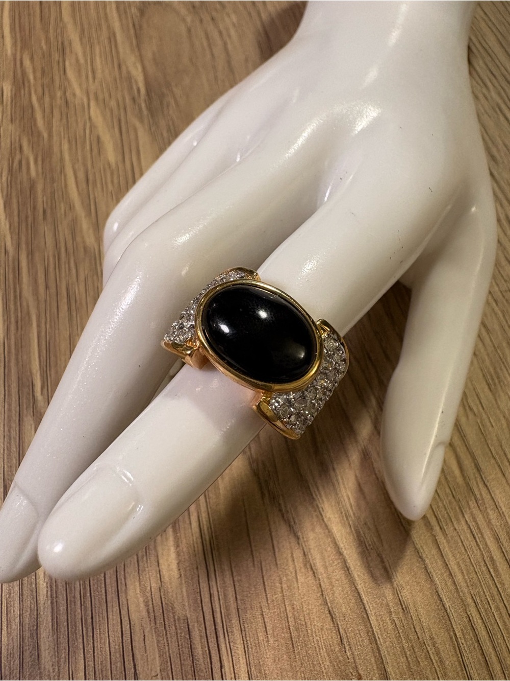 18K Heavy Gold Plated Vintage Black Cabochon Statement Ring - Size 3.75